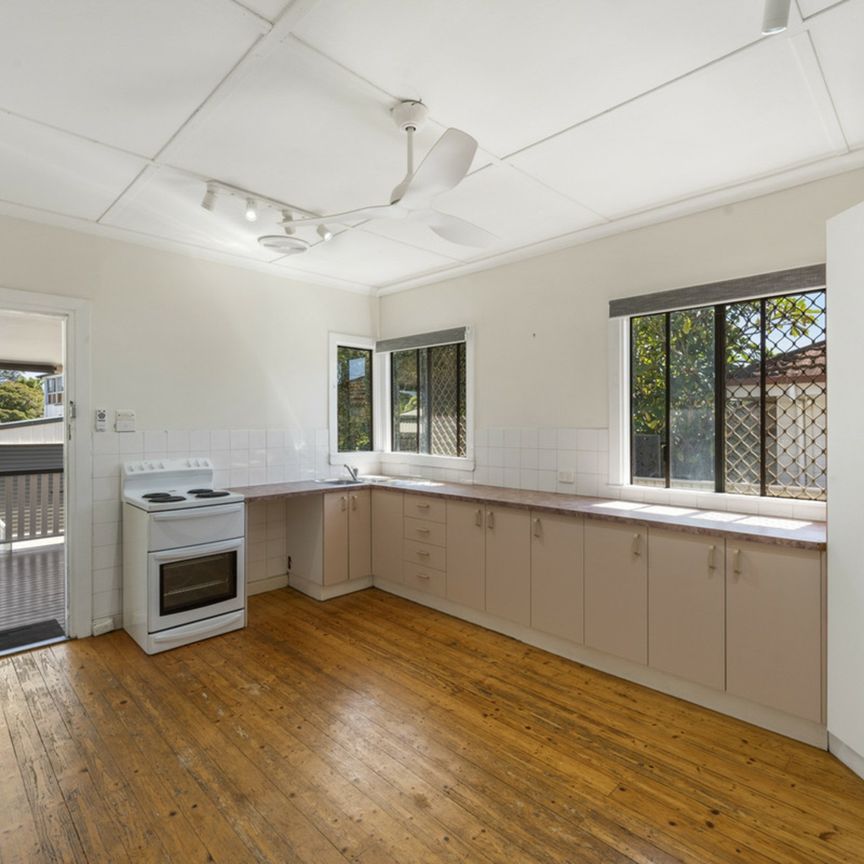 55 Larcombe Street, Zillmere QLD, Belconnen - Photo 1