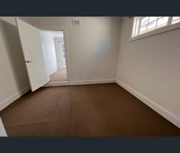 25 College Street, Balmain, NSW 2041 - Photo 3