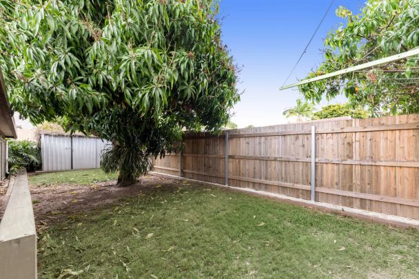 Low Maintenance Family Home - Photo 1