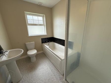 21 Elmwood Green, Castlederg, BT81 7GY - Photo 5