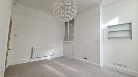 3 Bed House - Photo 3
