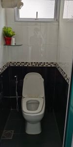 4 Bedroom HDB_FIVE_ROOM at Central Area - Photo 4