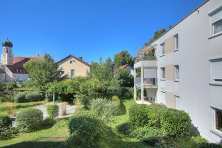 AkuRat Immobilien - Seniorengerechte 3-Zimmer Wohnung mit Balkon im Herzen von Fürstenfeldbruck - Photo 3