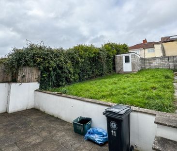 3 bedroom House To Let - Photo 2