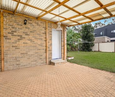 Neat & Tidy 3 Bed Home - Prime St Marys Location - Photo 1
