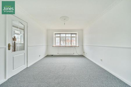 4 bedroom semi-detached house to rent - Photo 2