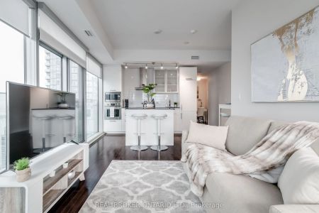 12 York Street #4810 - Photo 2