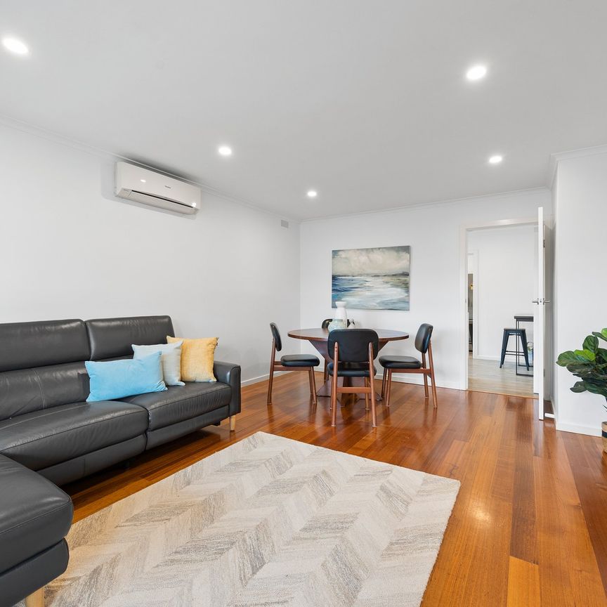 Thinking of selling? Contact our agent - Photo 1