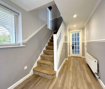 4 bedroom detached house to rent - Photo 1