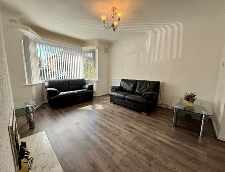 3 Bedroom Semi Detached To Let - Photo 3