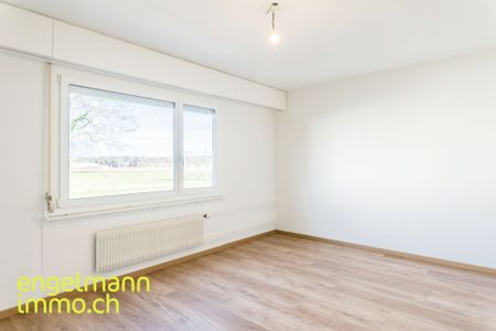 4 room apartment with balcony / 4-room apartment with balcony - Photo 2