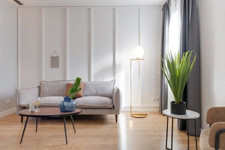 Carrer de Sepúlveda, Barcelona, Catalonia 08015 - Photo 4