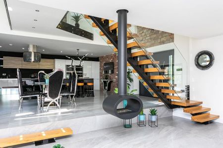 3 bedroom barn conversion to rent - Photo 2