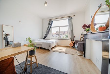 Room at Rue Charles Quint 55 - Photo 5