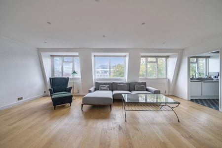 3 bedroom flat to rent - Photo 4