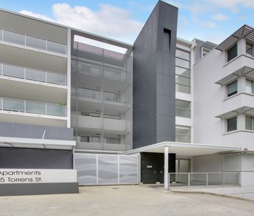 42/35 Torrens Street, Braddon ACT 2612 - Apartment For Rent | Domain - Photo 3