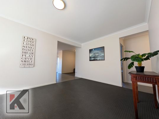 Point Cook - Photo 1