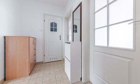 Warszawa, Ursus, Gołąbki, Królowej Bony - Zdjęcie 3