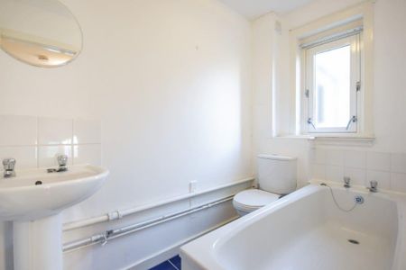 2 bedroom duplex to rent - Photo 2