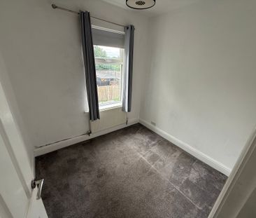 School Street, Radcliffe - Photo 1