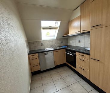 BEL APPARTEMENT DANS QUARTIER CALME PROCHE DE TOUTES LES COMMODITES - Photo 1