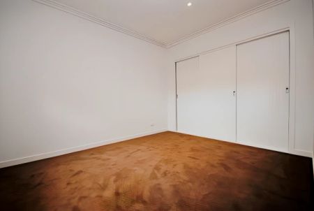 3 Bed, 2 Bath - Photo 3