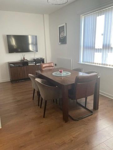 2 Bed Penthouse, London Road, L3 - Photo 4