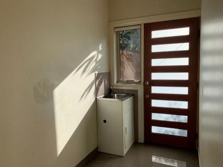 2 Bedroom unit in Excellent condition - Photo 5