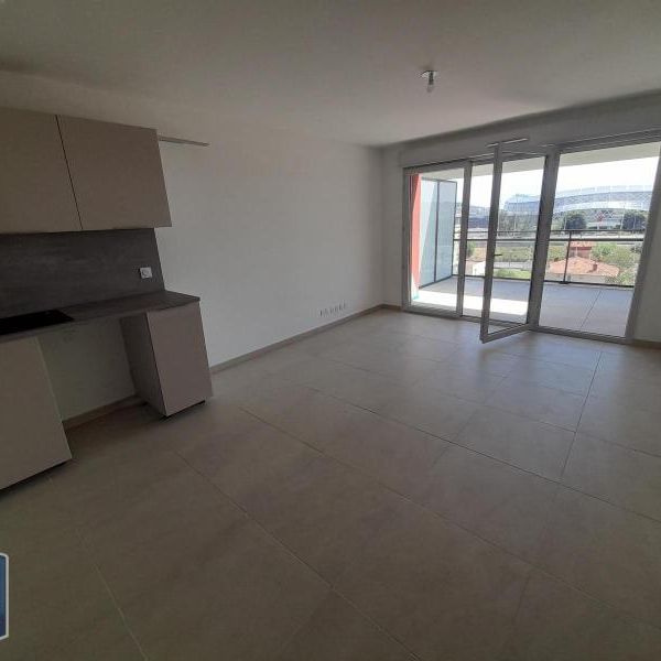 Location Appartement 3 pièces 58m² NICE 06200 - Photo 1