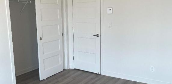 Condo locatif neuf 4 1/2 - Photo 2