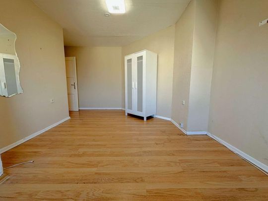 Gemütliche Dachgeschosswohnung in Heppens - Photo 1