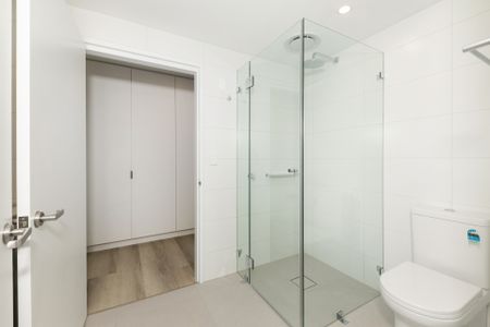 Brand New Complex Ready to Move-In - Photo 4