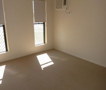 1 Yarra Crescent, Kelso - Photo 4