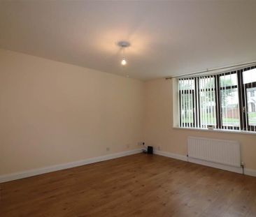 9 Ballymacash Park, Ballymacash Road, Lisburn, BT28 3EX - Photo 1