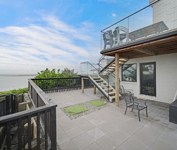 Designer 5 Bedroom Home Hillsborough - Photo 5