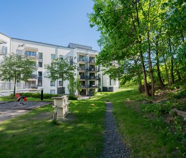 Rågsvedsvägen, Bandhagen - Photo 3