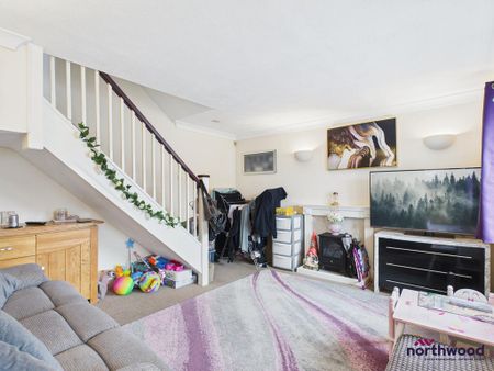 2 bedroom end of terrace house to rent - Photo 2