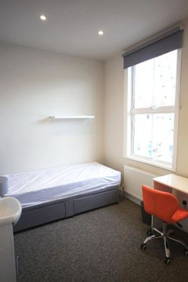 5 bedroom terraced house to rent - Photo 1