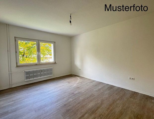 frisch sanierte 2,5-Zimmer-Wohnung mit Balkon - Foto 1
