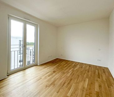 Helles 3-Zimmer Penthouse mit hochwertiger Einbauküche & Süd-Balkon - Photo 2