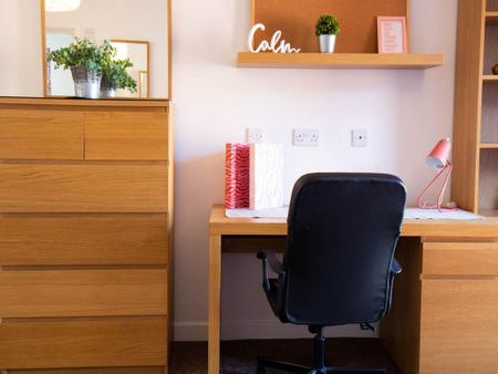 6 bedroom house to rent - Photo 4