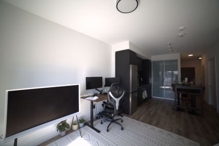 For Lease - 86 Dundas Street Unit# 725, Mississauga, Ontario - Photo 4