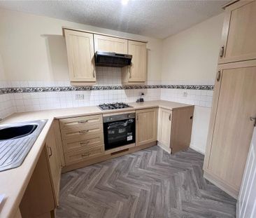 2 bedroom terraced house to rent - Photo 4