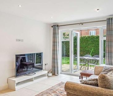 Rosken Grove, Farnham Royal, SL2 - Photo 5