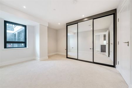 Cockfosters Road, EN4, London - Photo 2