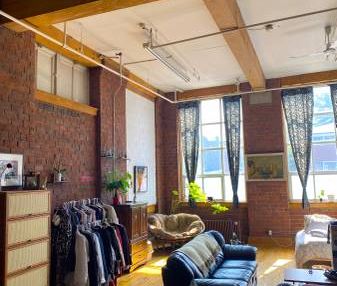 Exposed Brick & BeamLive/Work Loft , 18' ceiling - Photo 4