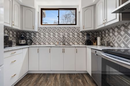 For Lease - 1545 Prince Of Wales Drive, Mooneys Bay - Carleton Heights and Area, Ontario - Photo 4