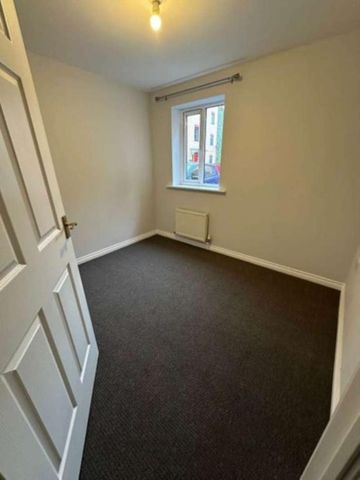 Templars Court, New Road, Nottingham, NG7 - Photo 2