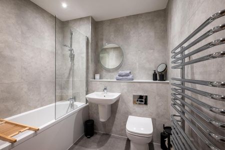 2 bedroom serviced apartment to rent - Photo 5