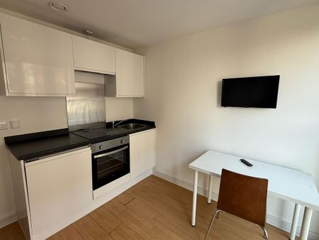 1 bedroom flat to rent - Photo 4